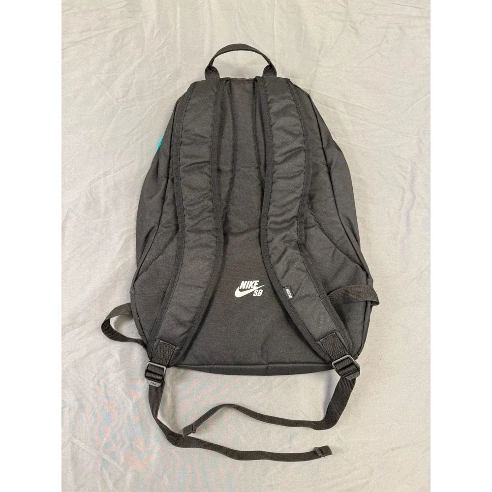 Nike SB Embarca Medium Backpack Grey Black Teal BA4686-010 Board Straps